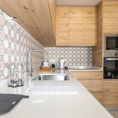 Seven Seafront Guest house