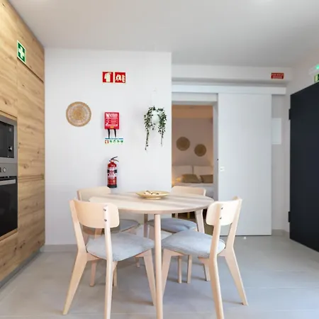 Seven Seafront Guest house 3*